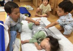 こすもす組(１歳児)最近の様子