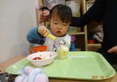 ひよこ組のパフェ作り