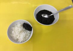 給食室　「海苔の佃煮」
