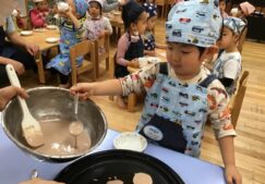 3歳児　★パンケーキ作り★