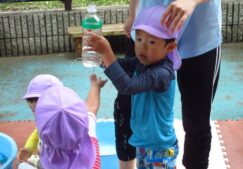3歳児　水遊び