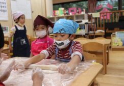 4歳児　★うどん作り★