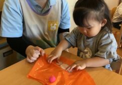 【いちご組】ハロウィン会の衣装作り