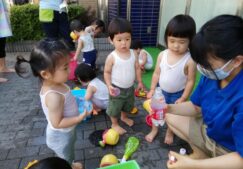 １歳児　＊水遊び＊