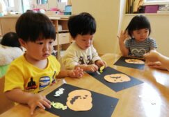 １歳児　＊10月の製作　かぼちゃランタン＊