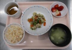 3月25日　給食