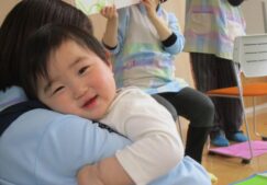 【０歳児】ほし組のお友達★