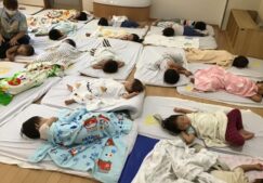 1歳児りす組（すずめ、ひよこ合同）『お昼寝の様子』