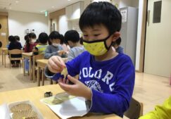 5歳児くじら組　『型抜きクッキー』