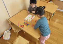 2歳児　室内遊び