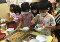 4歳児　★玩具・造形・給食★