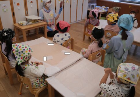 2歳児こぐま組　☆11月 食育☆
