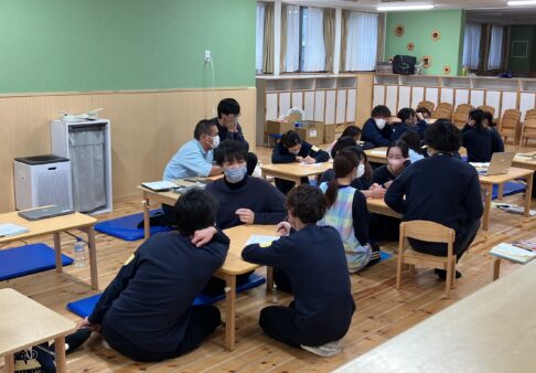 「じんけん」についての研修を行いました