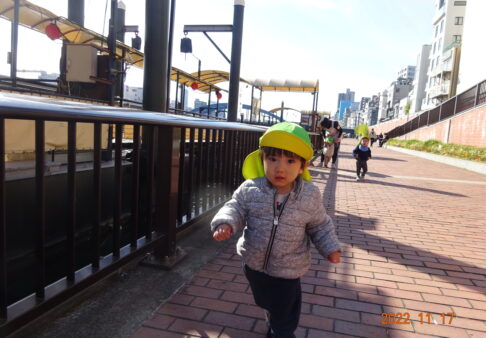 りすぐみ(１歳児クラス)☆１１月園での様子☆