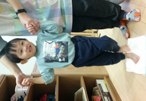 １歳児　うどん作り