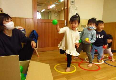 2歳児　サーキット遊び