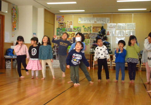 4歳児　ボール遊び