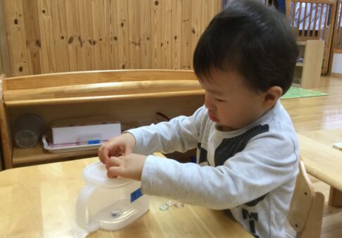 １歳児　★集中力★