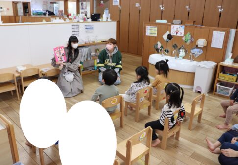☆2歳児こぐま組　読み聞かせ会☆
