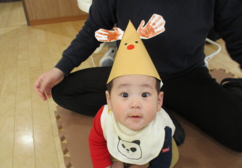 （０歳児）１２月　ひよこ組の様子