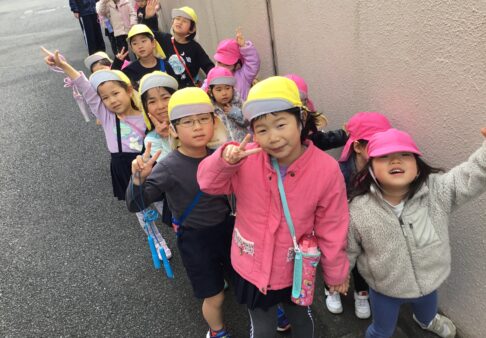 ２歳児　たいよう組「ぎんが組と遊んだよ☆」