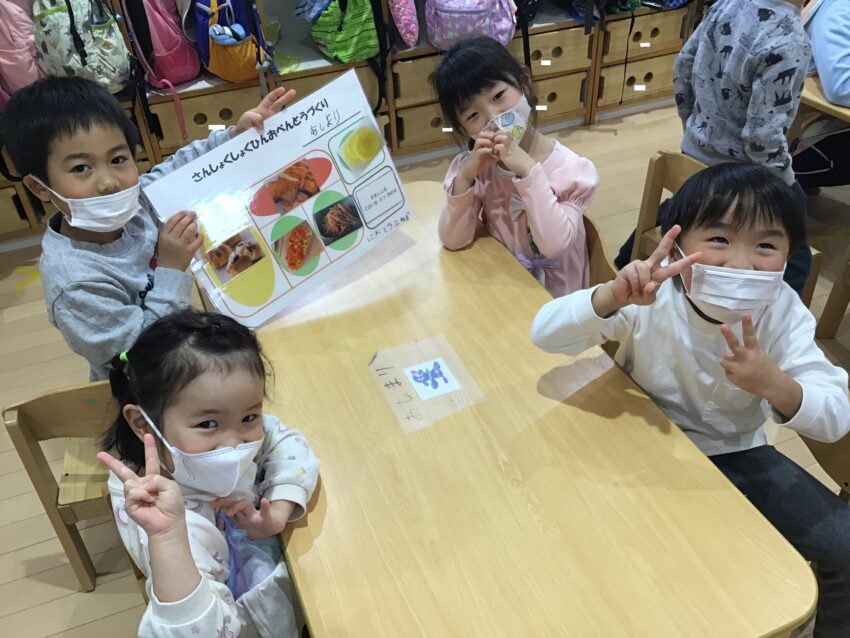 主食はパンにしました🍞