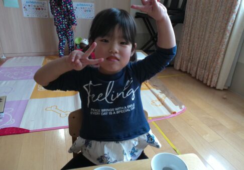 【３歳児】給食の一コマ