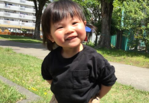 春のお散歩・1歳児