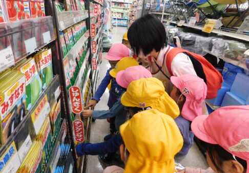 野菜を育てます♪(４・５歳児)