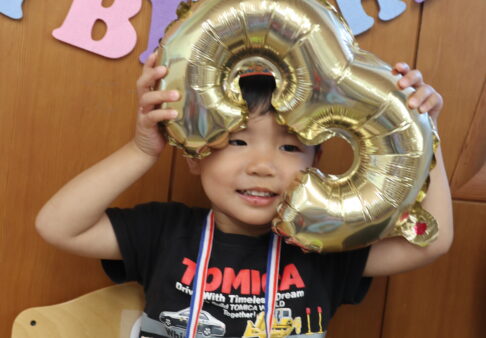 ☆２歳児 こぐま組 ５月誕生日会☆