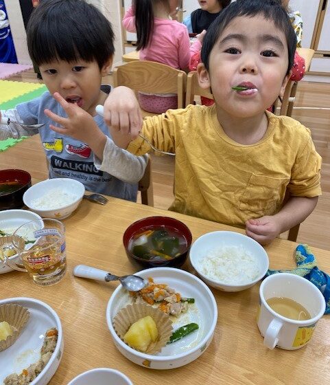 季節のお野菜スナップエンドウ