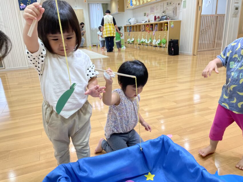 魚釣りあそび🐡釣れた～😄<br />
<br />
幼児クラス💡