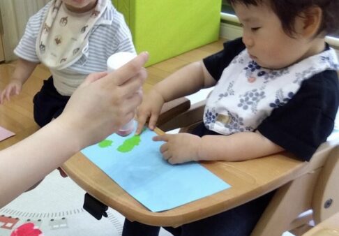 ０歳児　スタンピング（型押し）