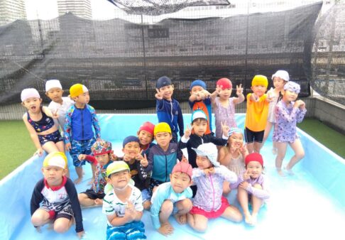 ５歳児　くじら組　「プール」