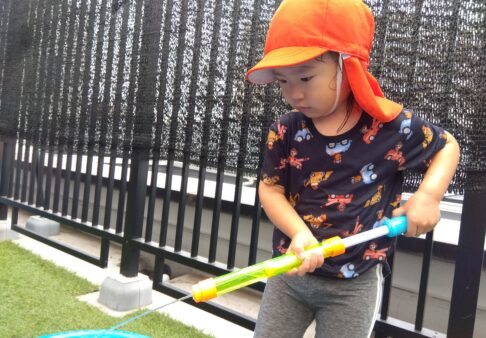 ２歳児　水遊び