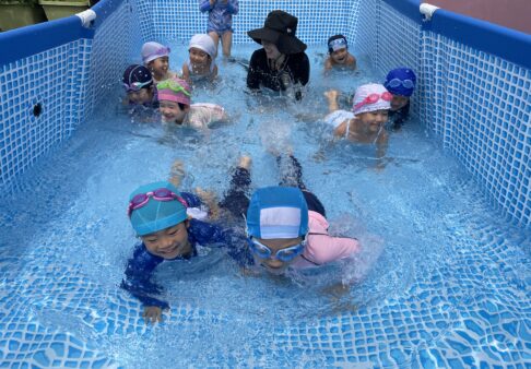 幼児　プールあそび🌊