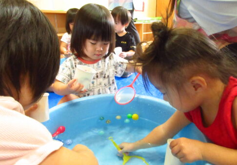 2歳児　水遊び