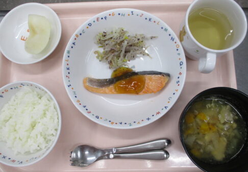８月１７日　給食