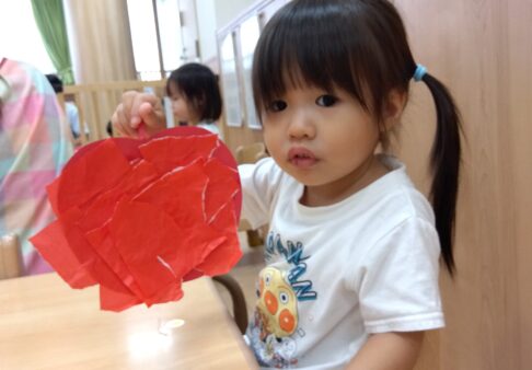 1歳児　制作・散歩