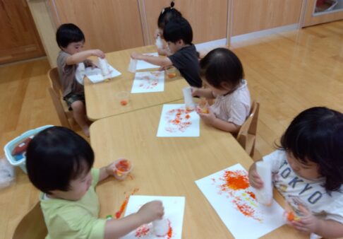 1歳児(こすもす組)の様子