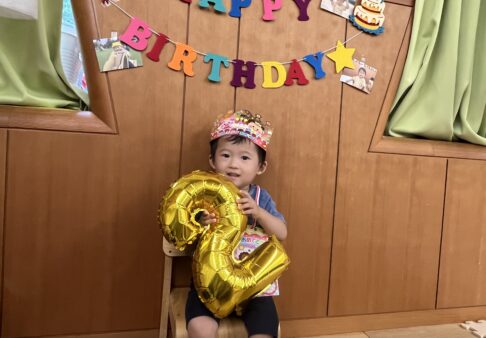 ♪1歳児りす組　9月のお誕生日会♪