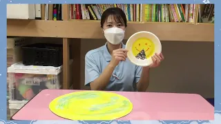 もうすぐ中秋の名月。<br />
子どもたちはお月様にまつわる絵本を見たり、大きなお月様を制作して楽しんでいます。<br />
ご自宅でも簡単に出来る月の満ち欠けが分かる制作の紹介や、絵本の紹介を動画でしています。<br />
どうぞお子様と一緒にお楽しみ下さい♪