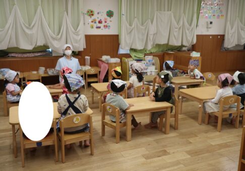 ☆２歳児 こぐま組 １０月食育☆