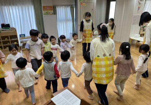 幼児　音楽あそび