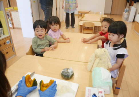 2歳児の食育の様子