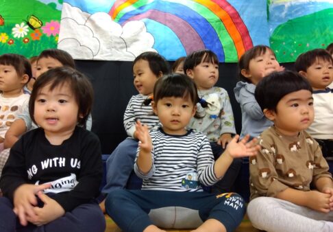 1歳児　そら組「発表会の練習をしたよ♪」