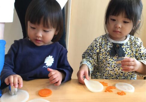 11月の食育～乳児クラスさん～