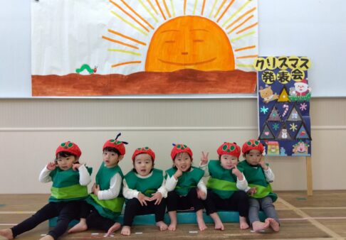 1歳児　こすもす組の様子