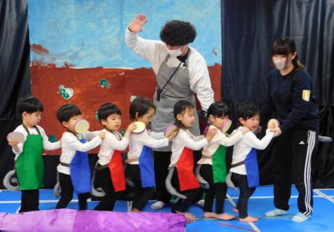 ２歳児たんぽぽ組　～ねずみのいもほり～