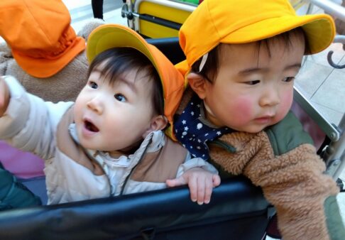 0歳児(すずらん組)の様子